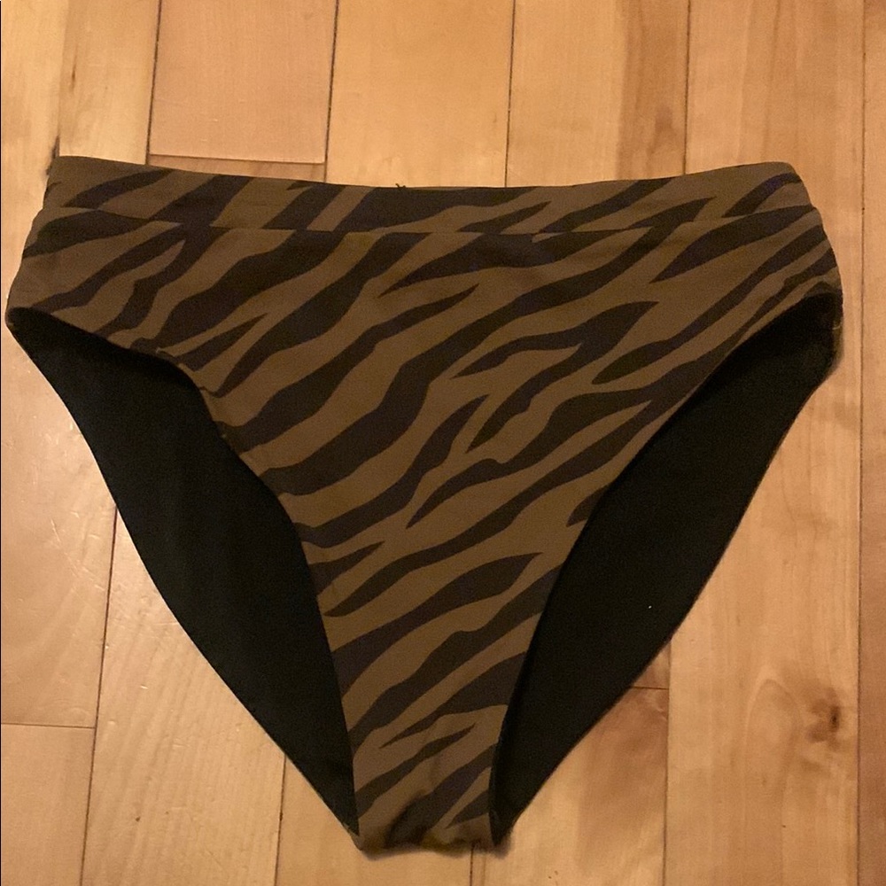 Joe Fresh High Waist Cheeky Tiger Stripe Zebra Animal Print Chic Y2K Style